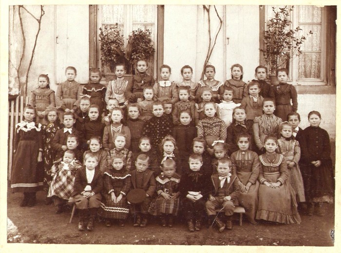 Ecole_Enfants_n__s_1892-1900_en...